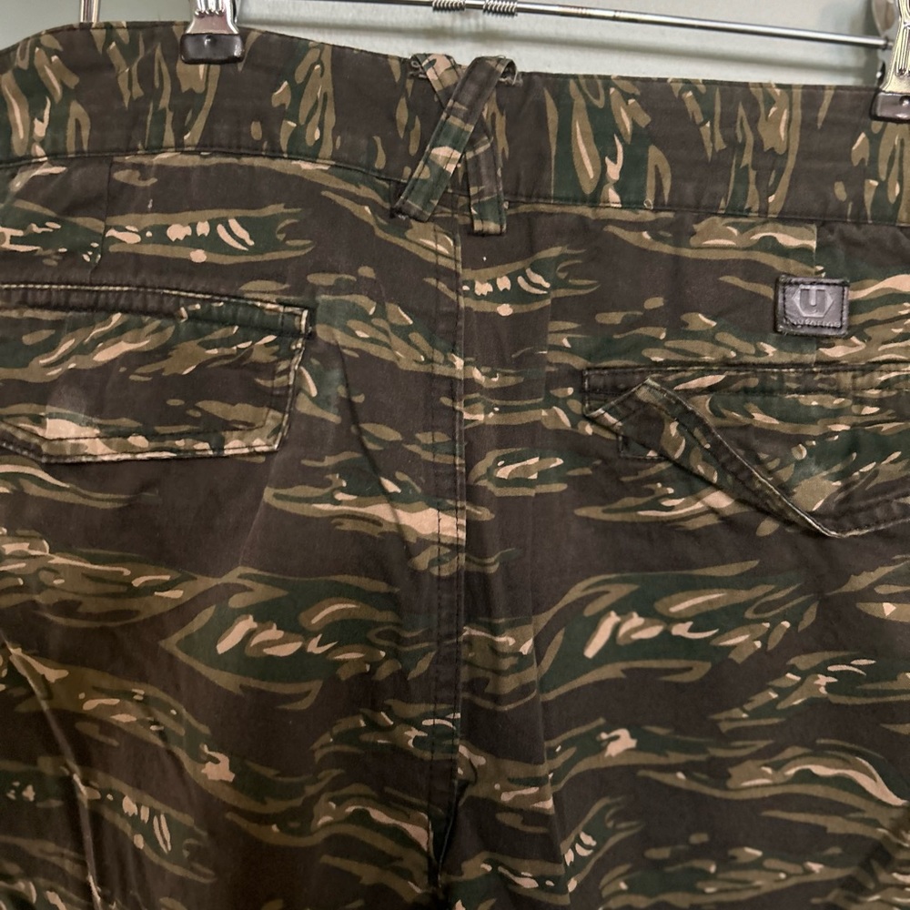 Unyforme Men’s Camouflage Joggers Pants | SZ 34 Camouflage - Picture 12 of 16